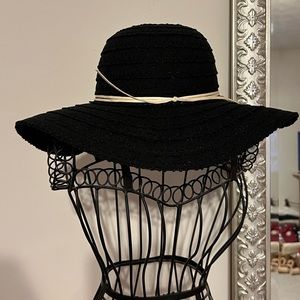 NWT Free Press Black Woven Floppy Hat